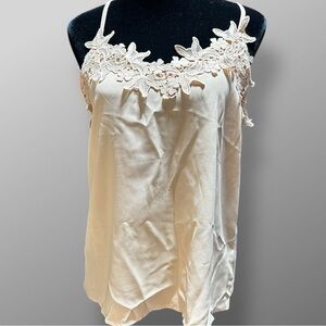 NWOT BiBi Floral Lace Trim Racerback Cami Tank Top Creamy Blush Pink Sz M